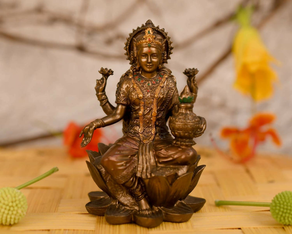 Collectible India Goddess Lakshmi Idol