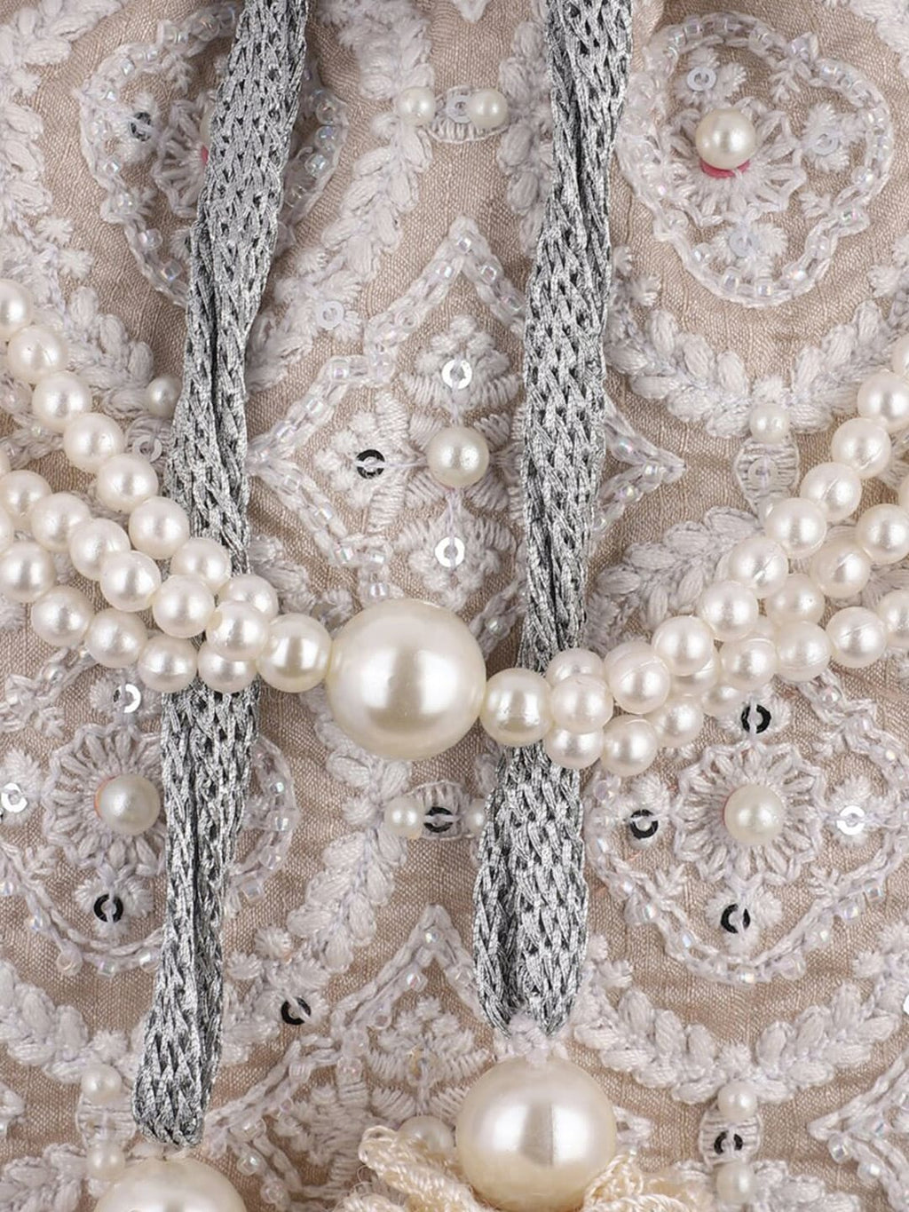 Masq Tan & White Embroidered Potli Clutch - Distacart