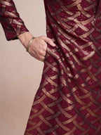 Vastranavya Traditional Festival Wear Pure Silk Thread & Sequence Embroidered Work Kurta
