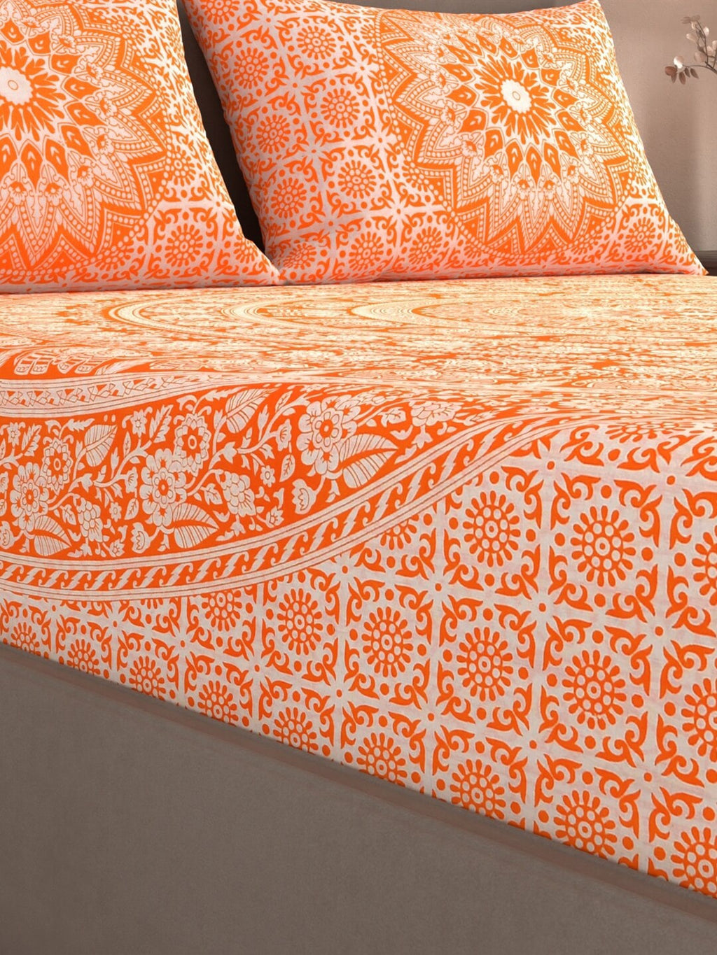 Varde Orange & White Ethnic Motifs Cotton 210 TC King Bedsheet With 2 Pillow Covers
