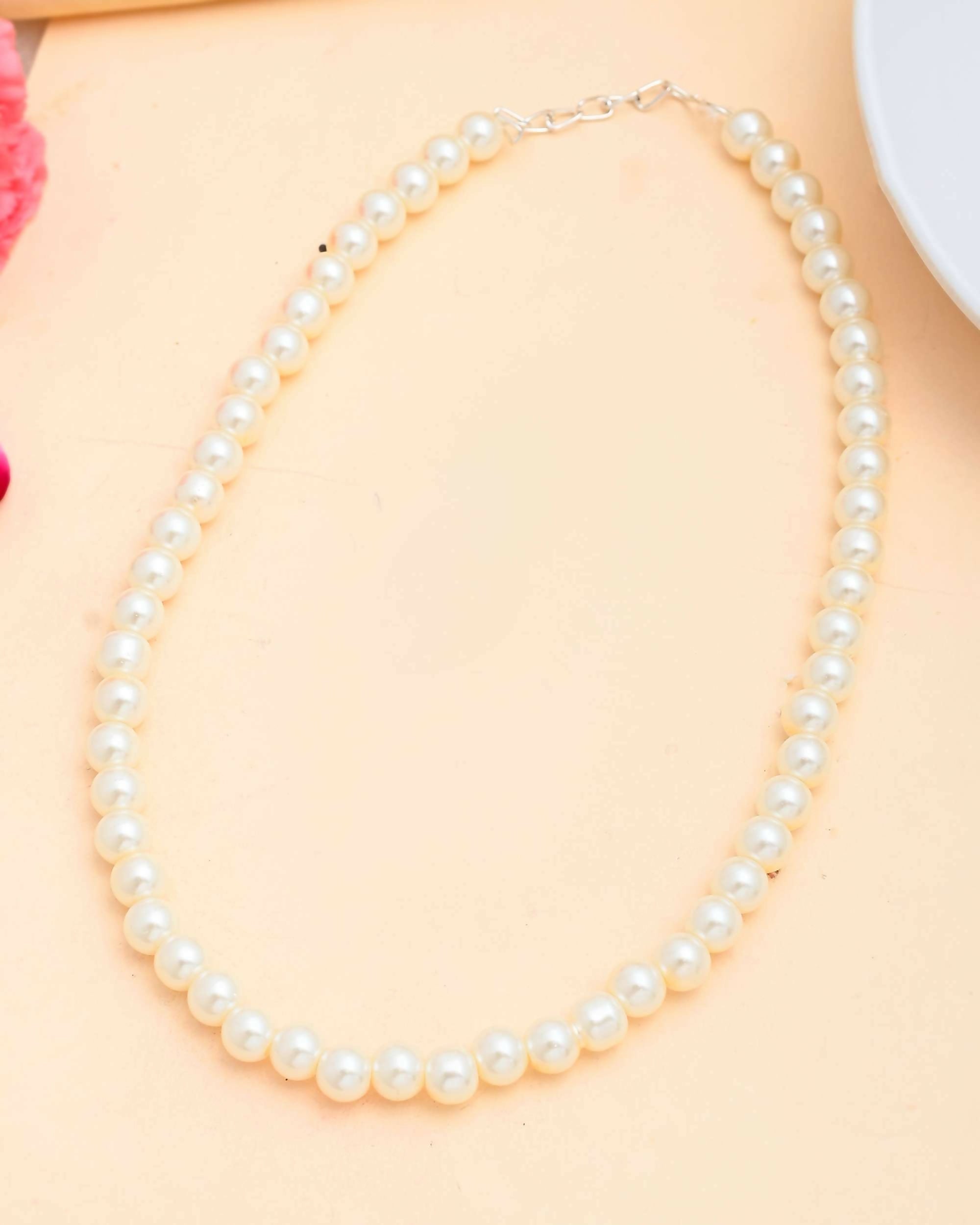 VOJ Pearl Beaded Necklace