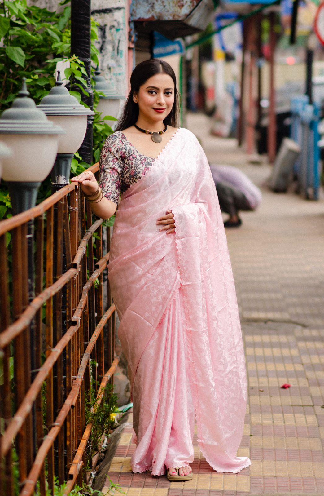 Pink Poly Silk Ethnic Motifs Saree with Unstitched Blouse - A2M
