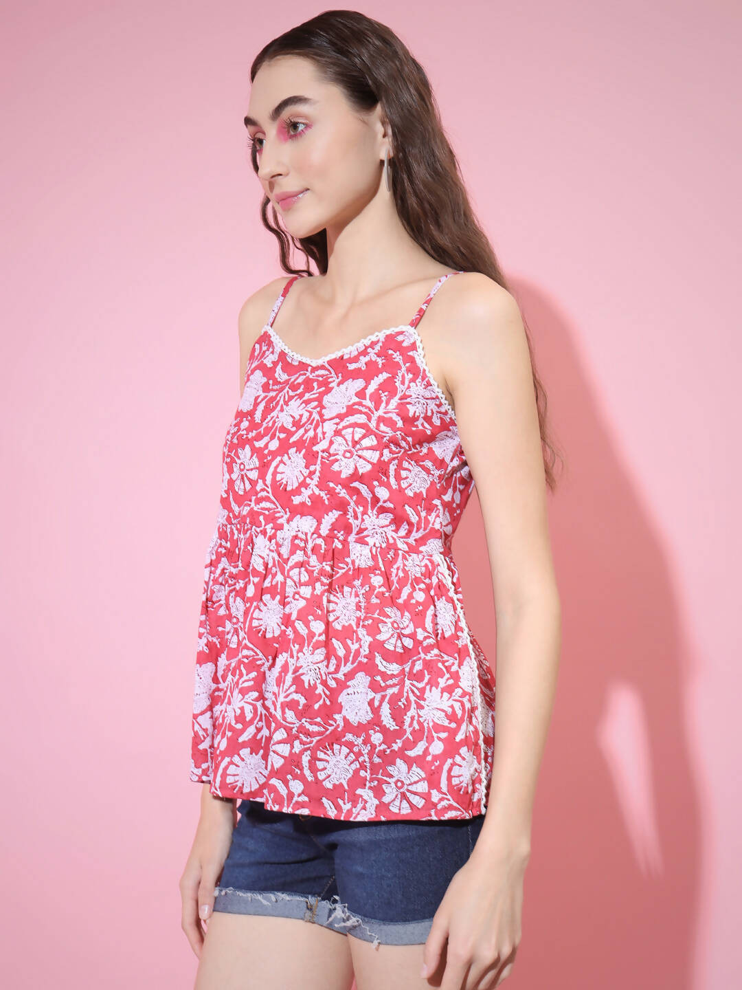 Myshka Women's Red Printed Sweetheart Neck Top