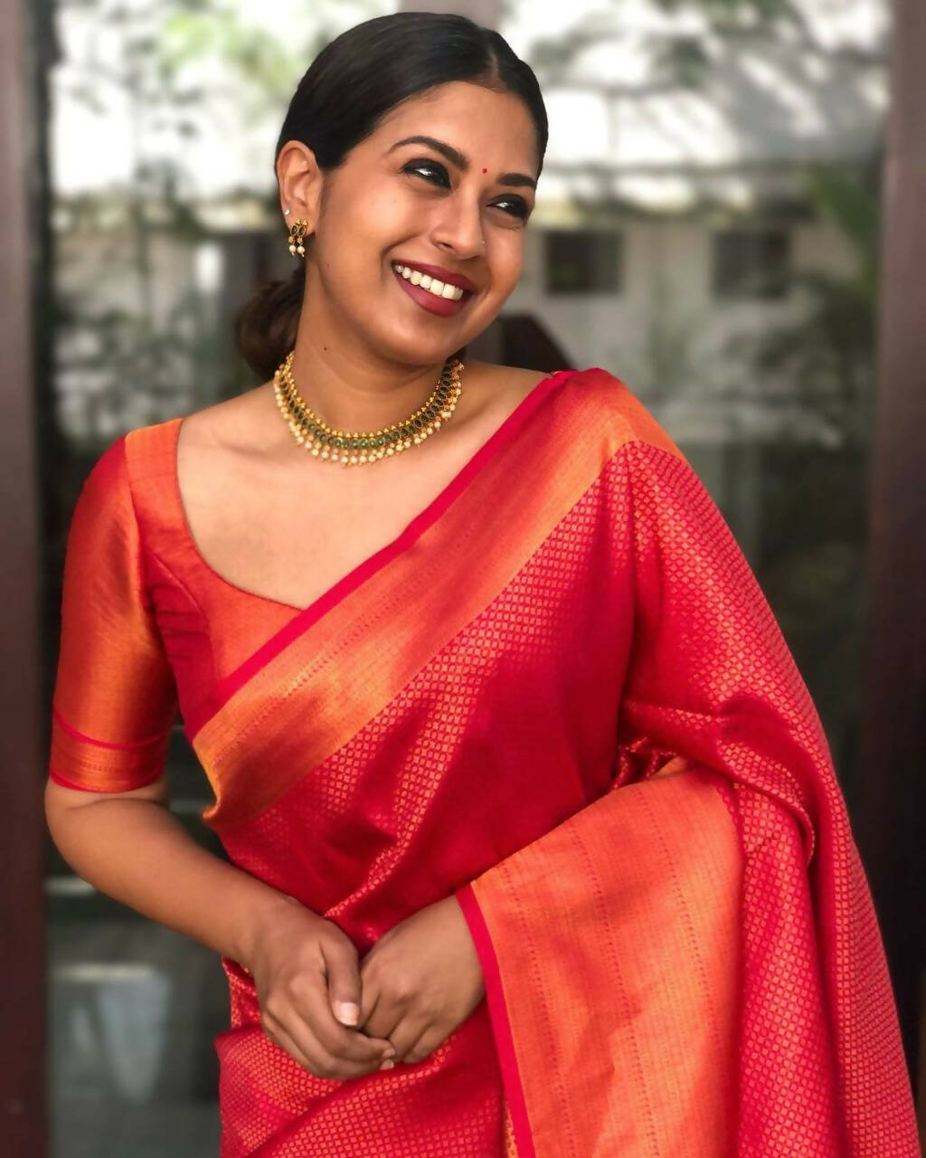 DEIANA'S Beautiful Designer Golden zari Soft Lichi Silk Saree - Red