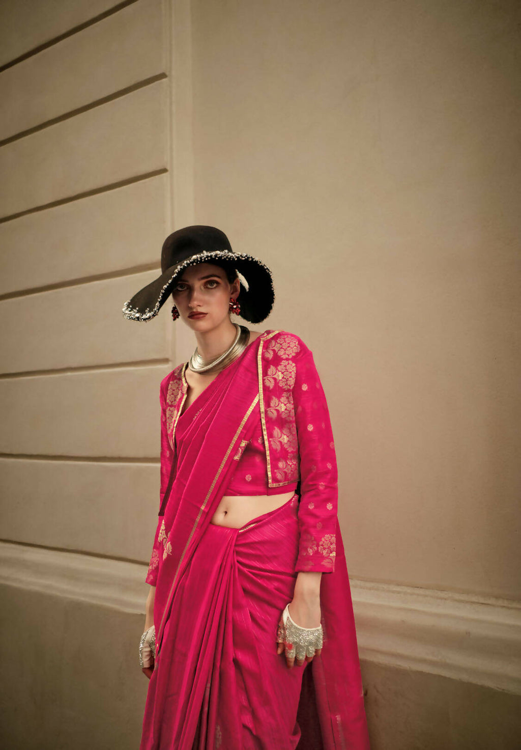 Dark Pink Weavead Thread & Zari Work, Handloom Weaving Banarasi Satin Silk Saree - Rajtex Kronicle Silk