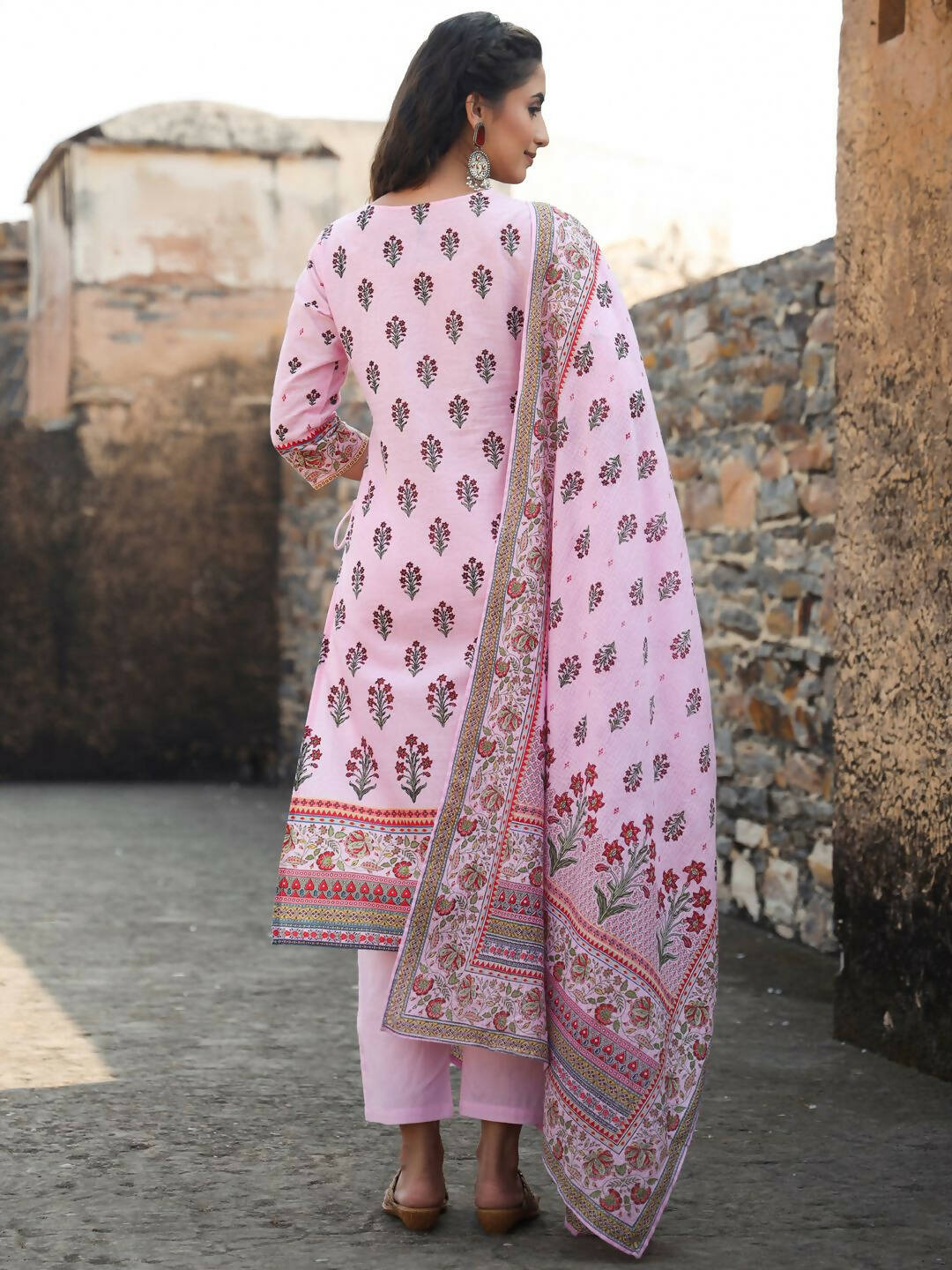 Juniper Women's Lilac Cambric Floral Placement Printed Straight Fit Kurta Sets - Distacart