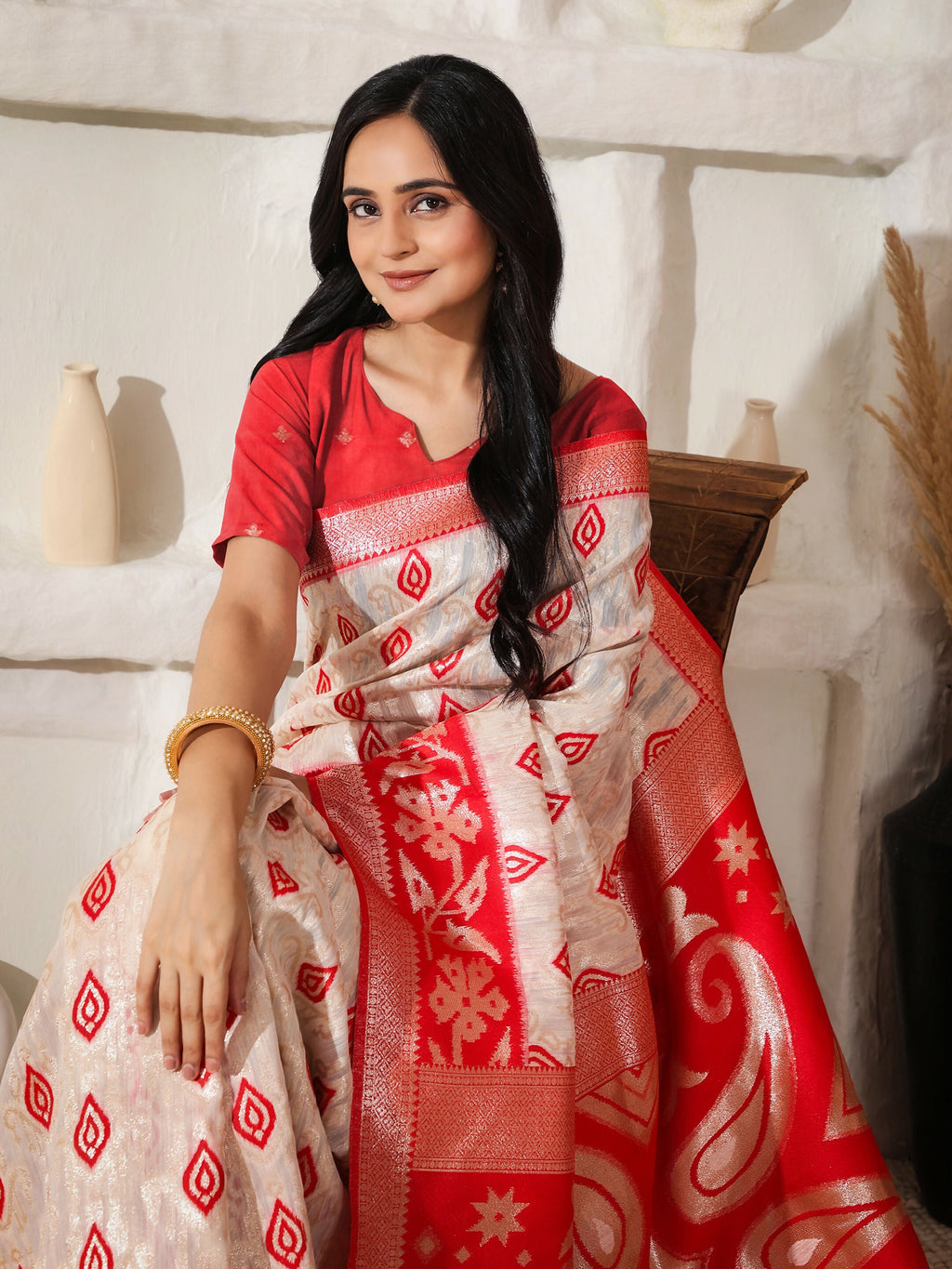 Shree Shyam Fashion Linen Cotton Red & White Saree - Distacart
