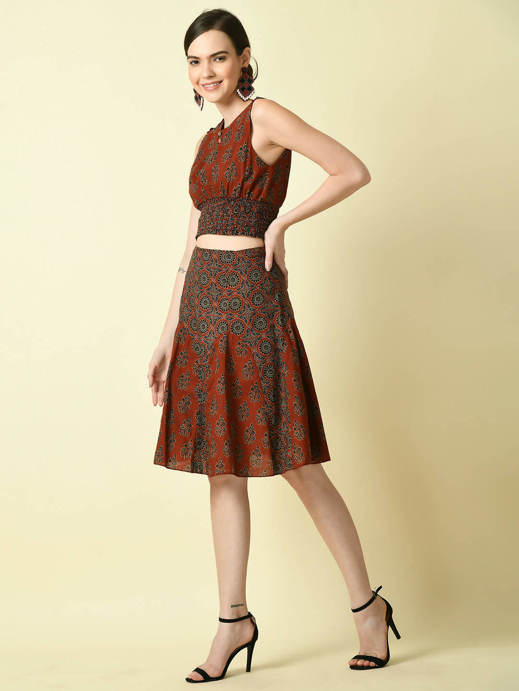 Myshka Women's Rust Round Neck Top With Skirt