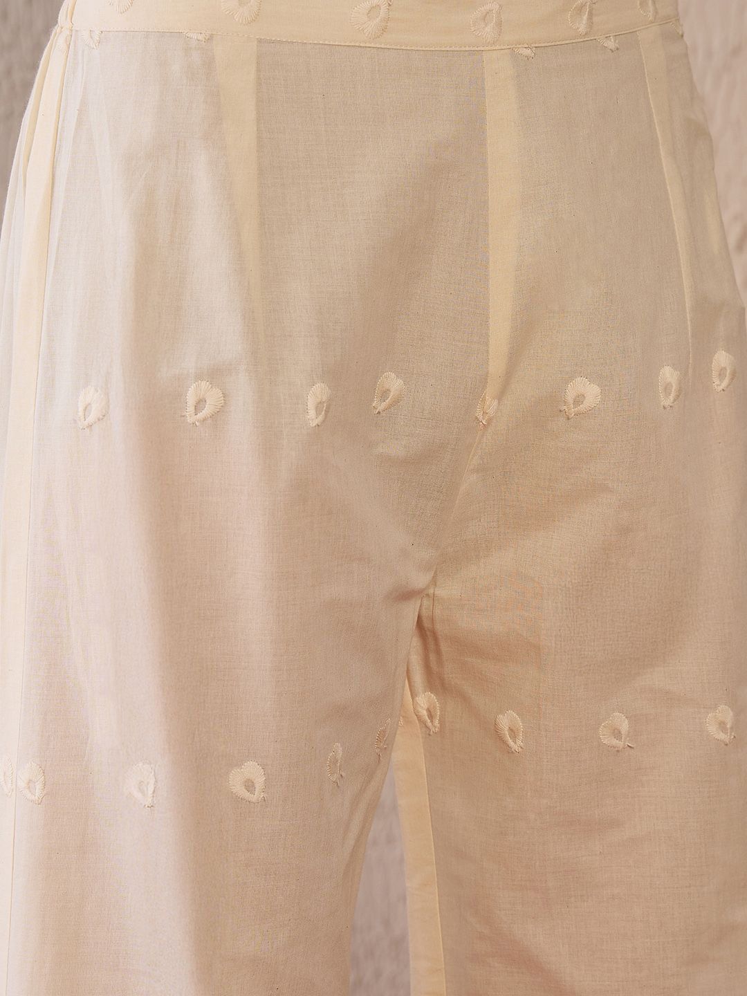 Indo Era Women Floral Embroidered Thread Work Kurta - Distacart