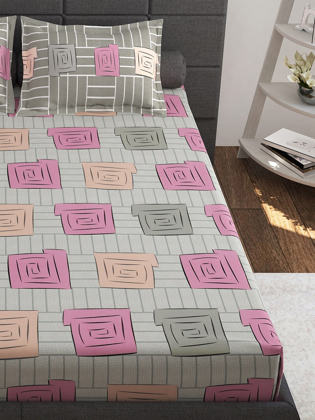 Story@home Beige & White Geometric Cotton 152 TC Queen Bedsheet With 2 Pillow Covers