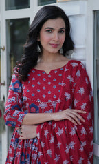Vedant Vastram Printed Pure Cotton Kurti Pant Set With Dupatta - Maroon