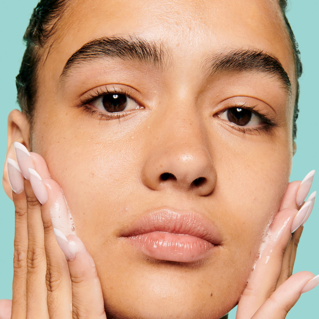 Benefit Cosmetics The Porefessional Tight ’N Toned Pore-Refining Toner