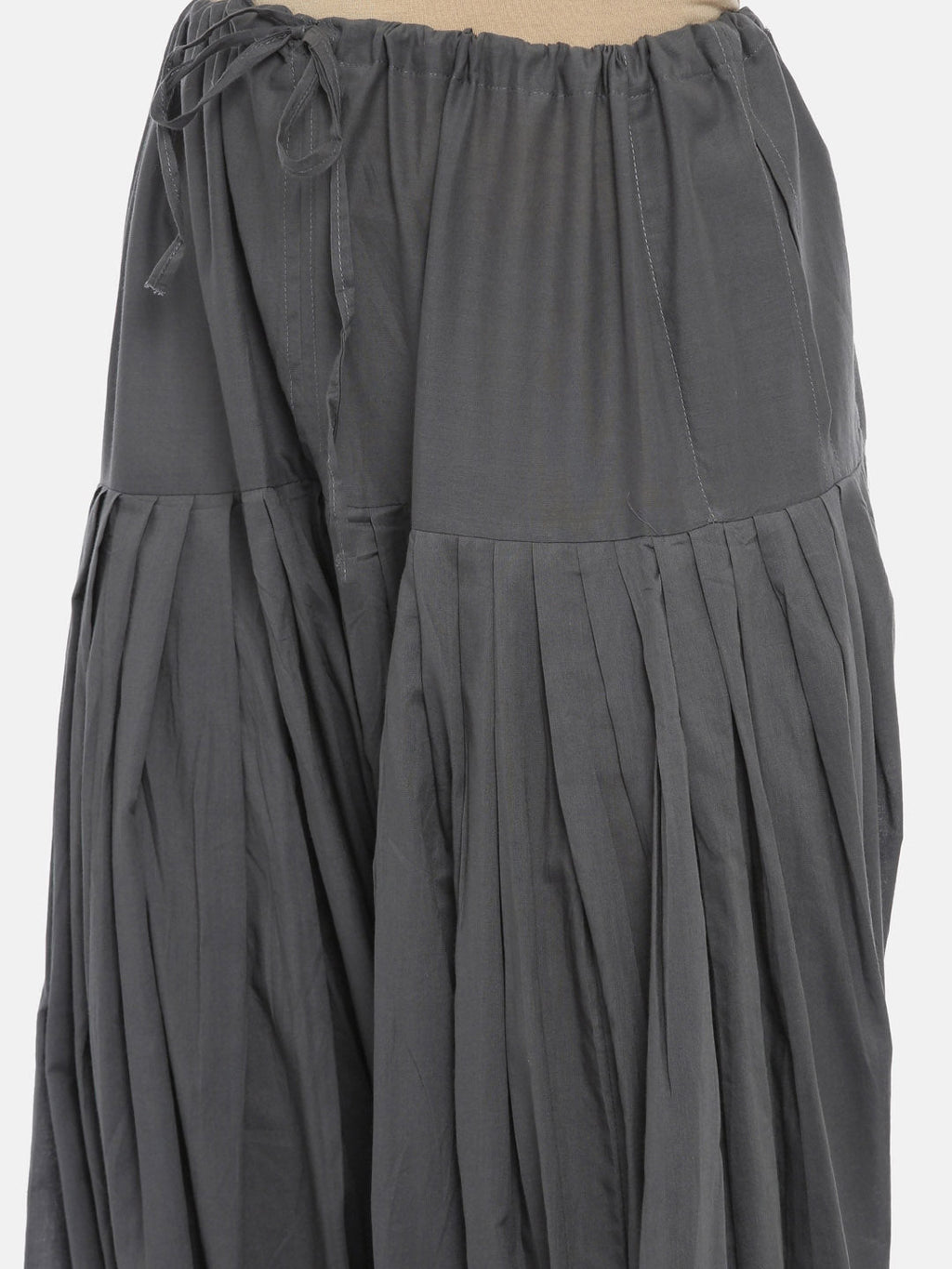 Souchii Women Grey Solid Loose-Fit Patiala - Distacart