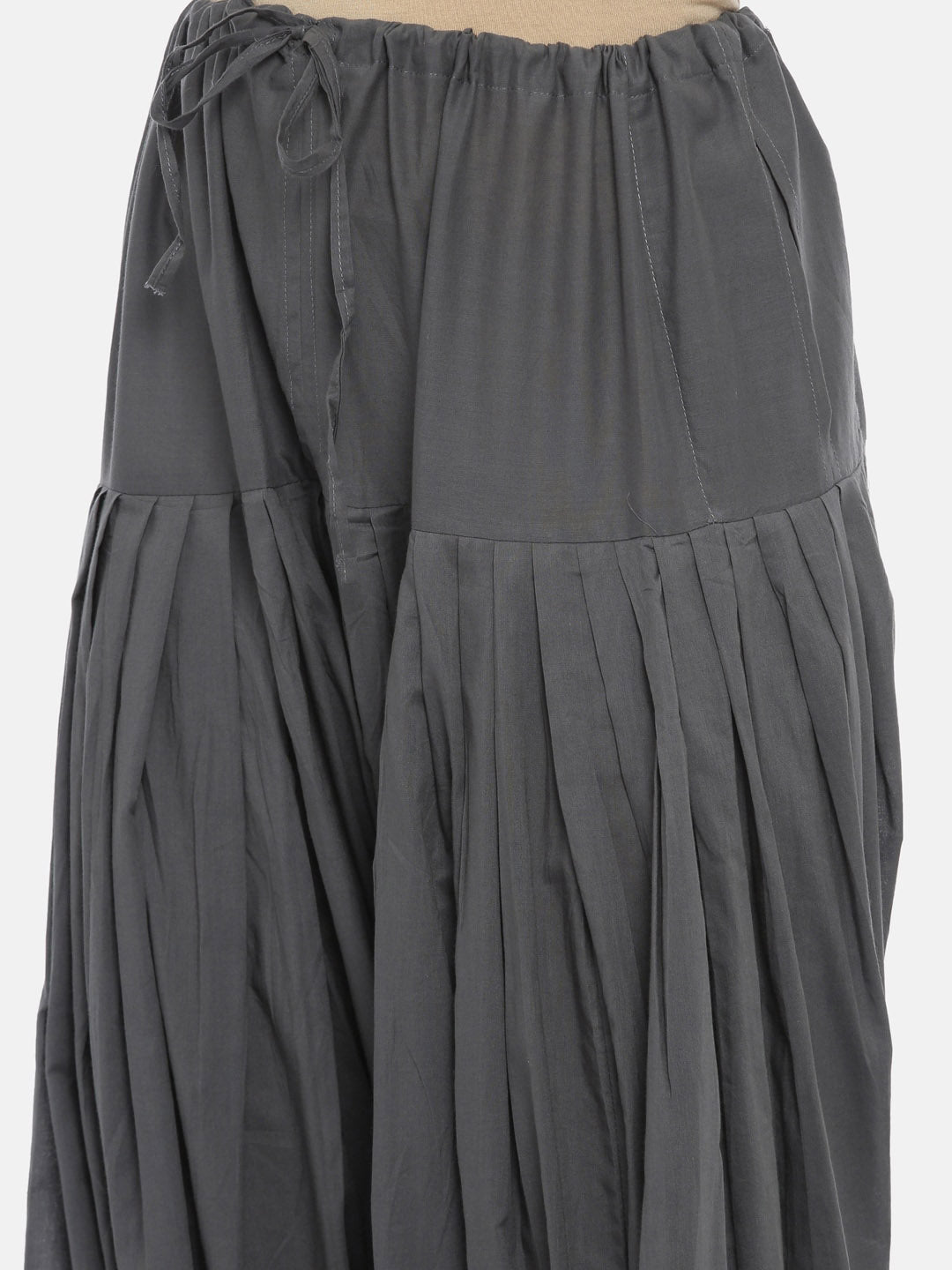 Souchii Women Grey Solid Loose-Fit Patiala - Distacart
