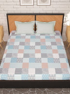 Story@home Arena Peach & White Geometric Microfiber 180TC Queen Bedsheet & 2 Pillow Covers