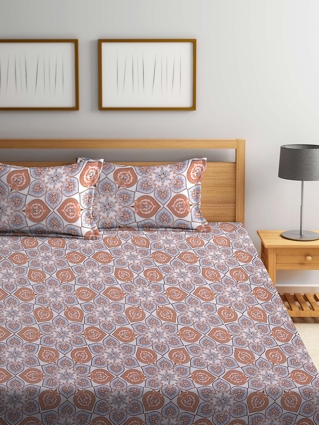 BOMBAY DYEING Brown & White Ethnic Motifs Cotton 104 TC King Bedsheet with 2 Pillow Covers
