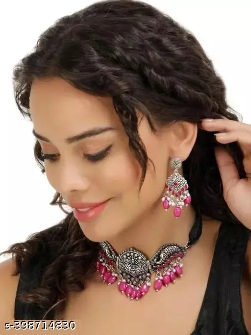 Tehzeeb Creations Women's Silver Plated Necklace Set With Rani Colour Pearl