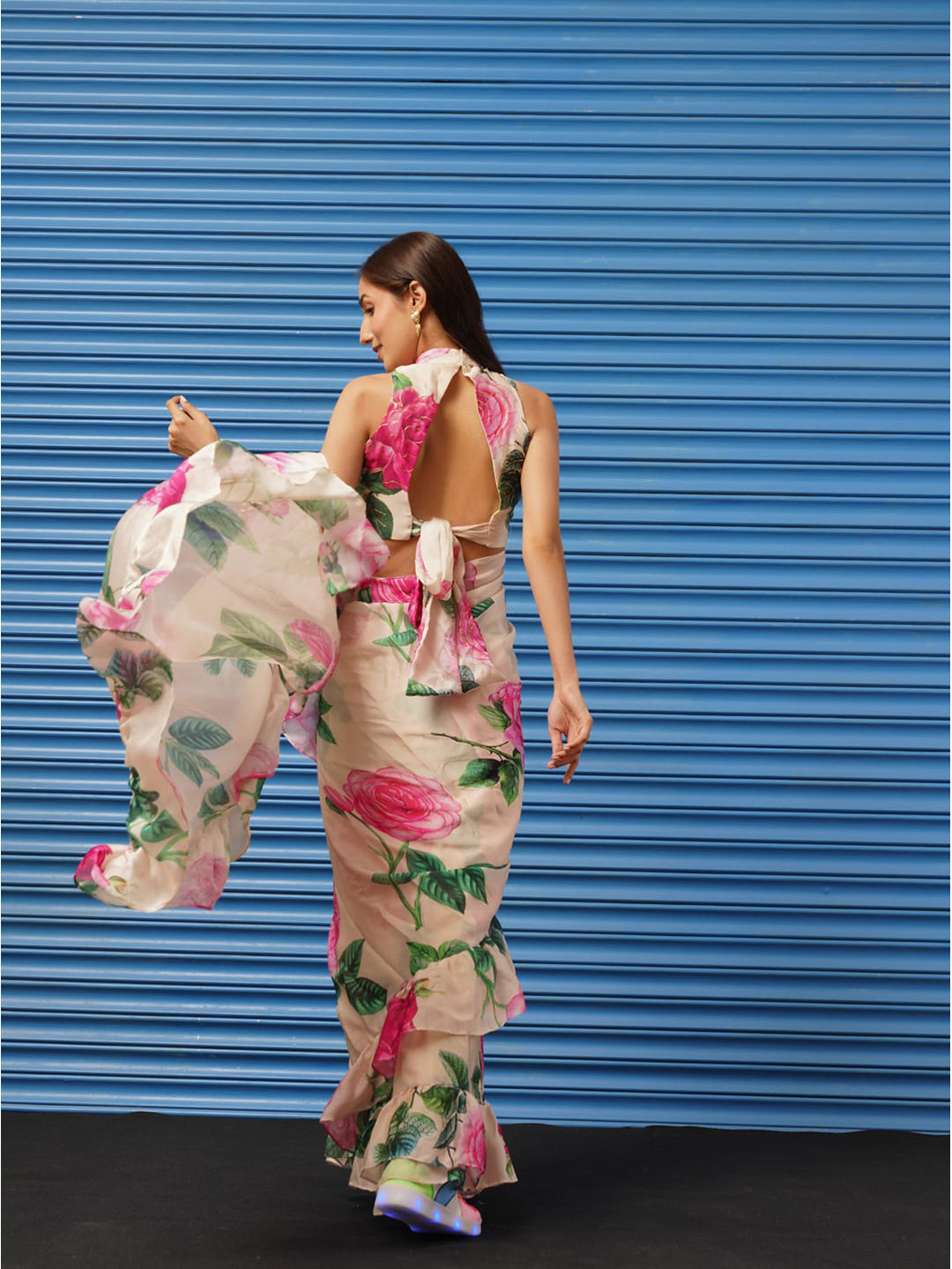 Tikhi Imli Floral Printed Poly Crepe Saree - Distacart