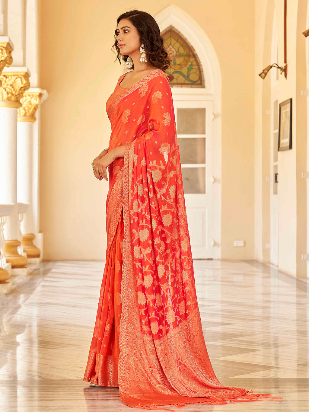 Tikhi Imli Ethnic Motifs Zari Art Silk Saree