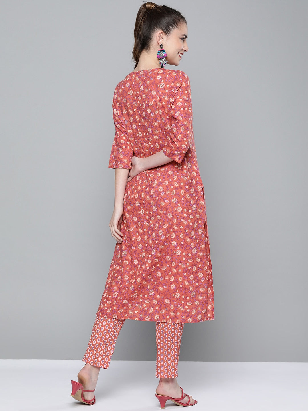 HERE&NOW Women Pink & White Floral Printed Kurta with Palazzos