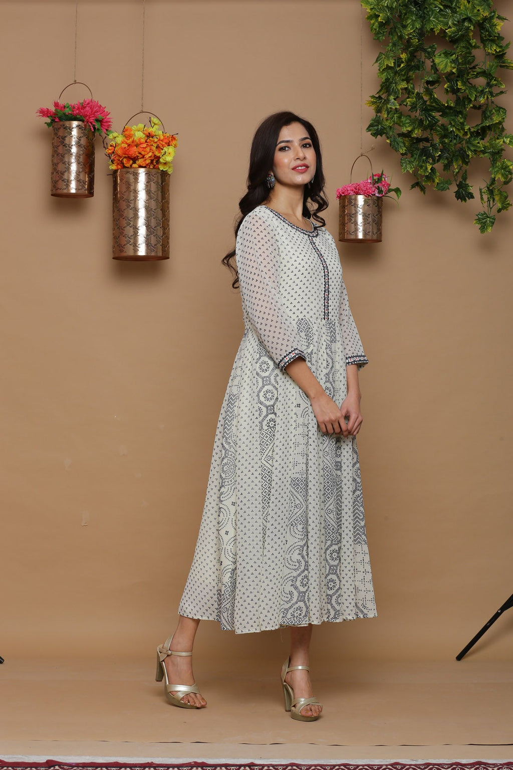 Juniper Womens Ivory Georgette Bandhani Print Kurta - Distacart