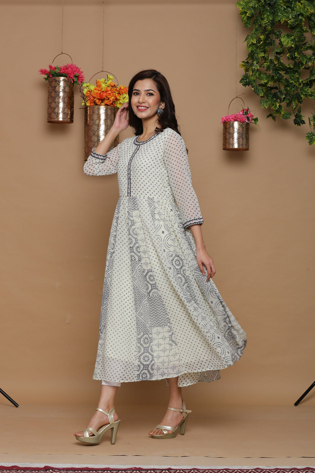 Juniper Womens Ivory Georgette Bandhani Print Kurta - Distacart