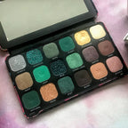 Makeup Revolution Forever Flawless Eyeshadow Palette-18 Smooth & Rich Shade - Chilled
