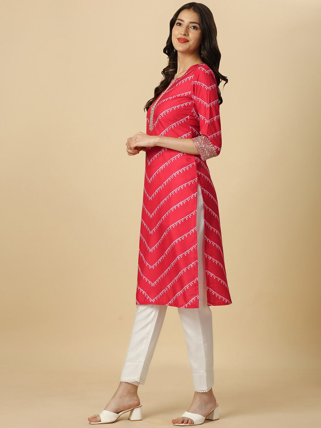 HERE&NOW Red & White Bandhani Printed Thread Work Kurta