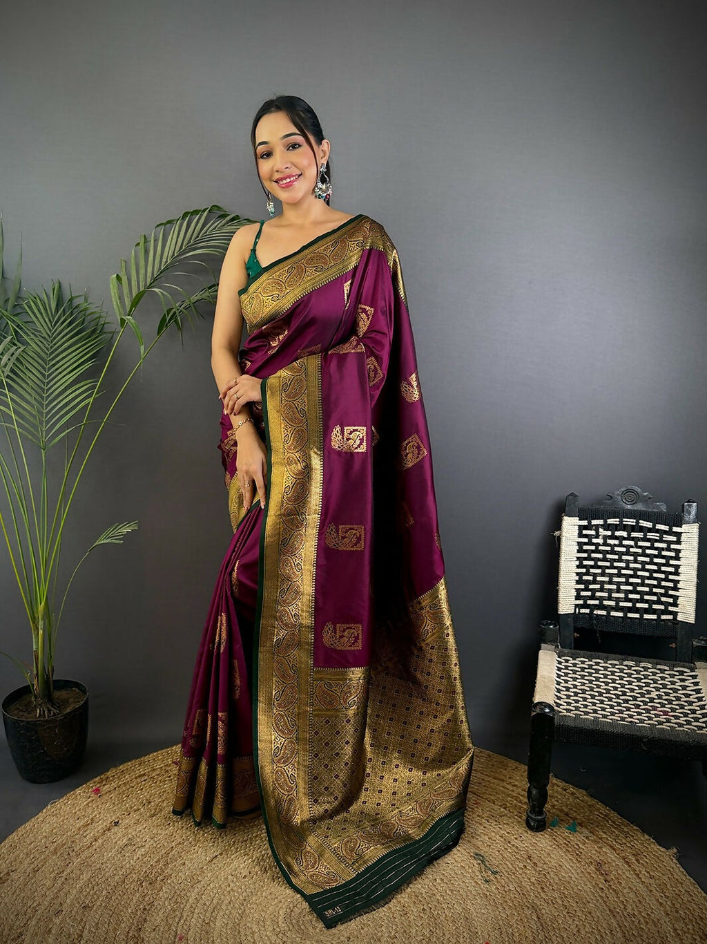 Joban Fashion Black Peacock Banarasi Silk Sarees
