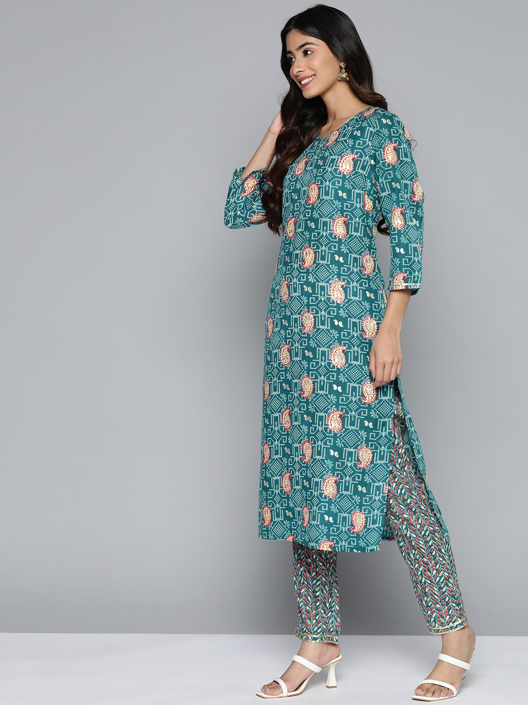 HERE&NOW Floral Printed Regular Kurta with Palazzos