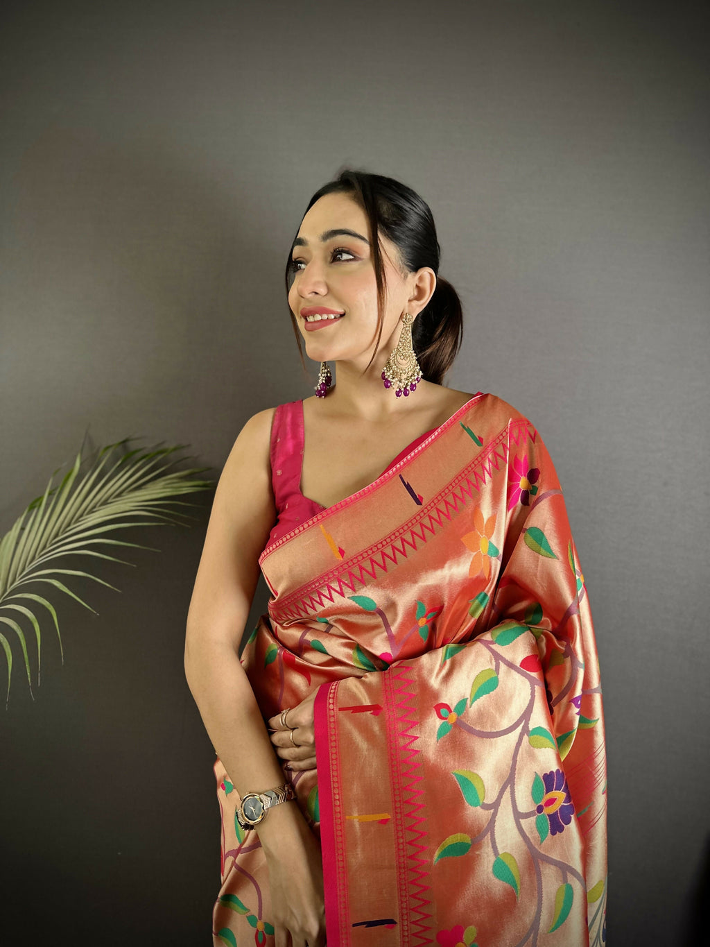 Joban Fashion Reddish Pink Peacock And Floral Soft Silk Paithani Saree - Distacart