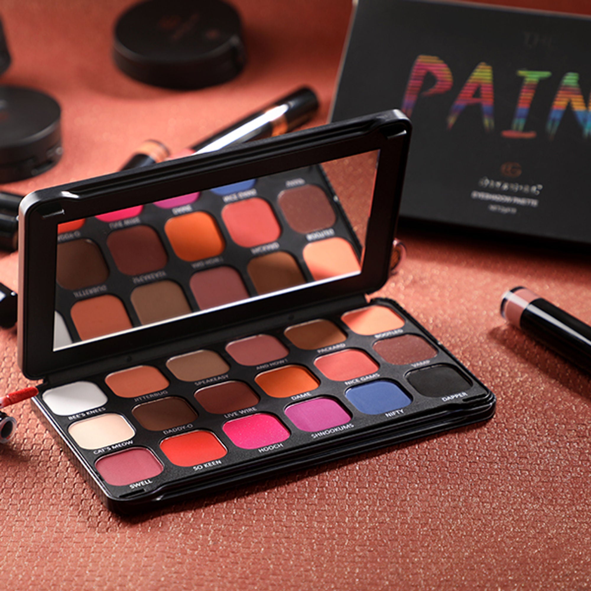 Europe Girl 18 Colour Paint Eyeshadow Palette - Expresso