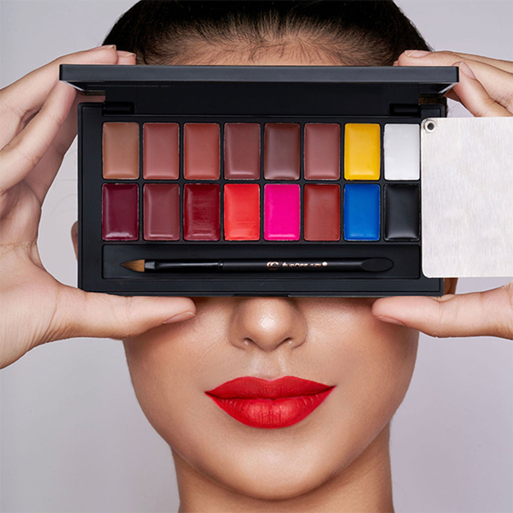 Europe Girl Kiss Me Lip Palette