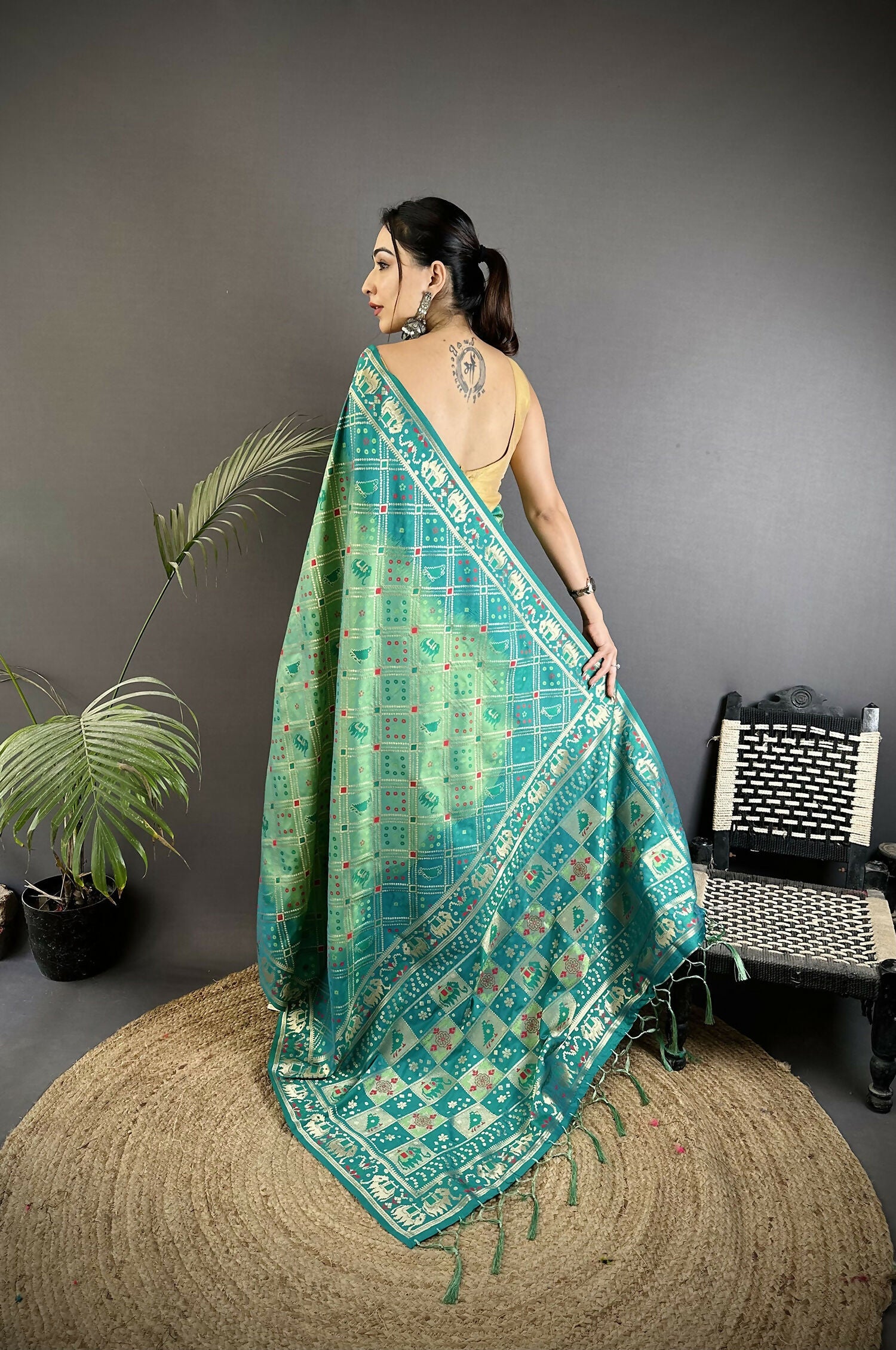 Joban Fashion Turquoise Geometric Pattern Soft Silk Patola Saree - Distacart
