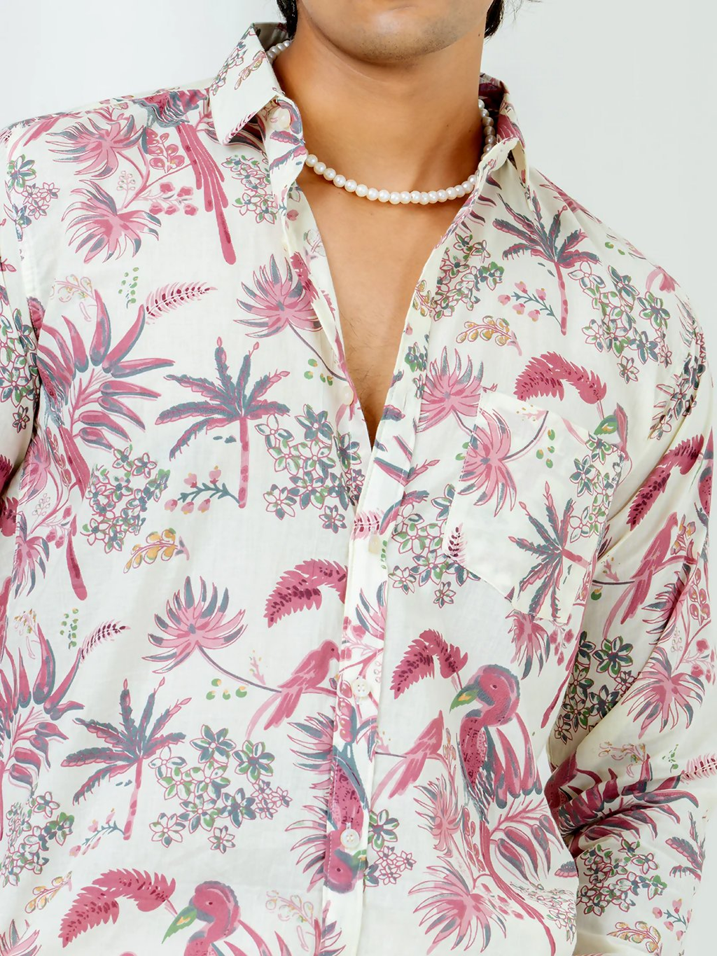 Miravan Men's Pure Cotton Light Pink Bird And Floral Printed Full Sleeve Slim Fit Shirt