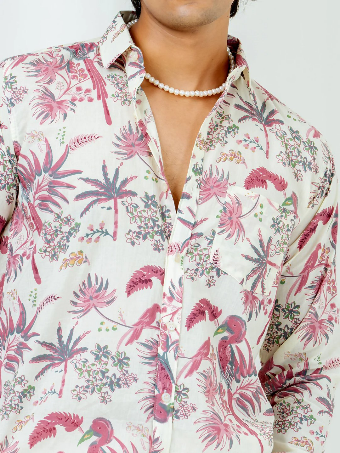Miravan Men's Pure Cotton Light Pink Bird And Floral Printed Full Sleeve Slim Fit Shirt