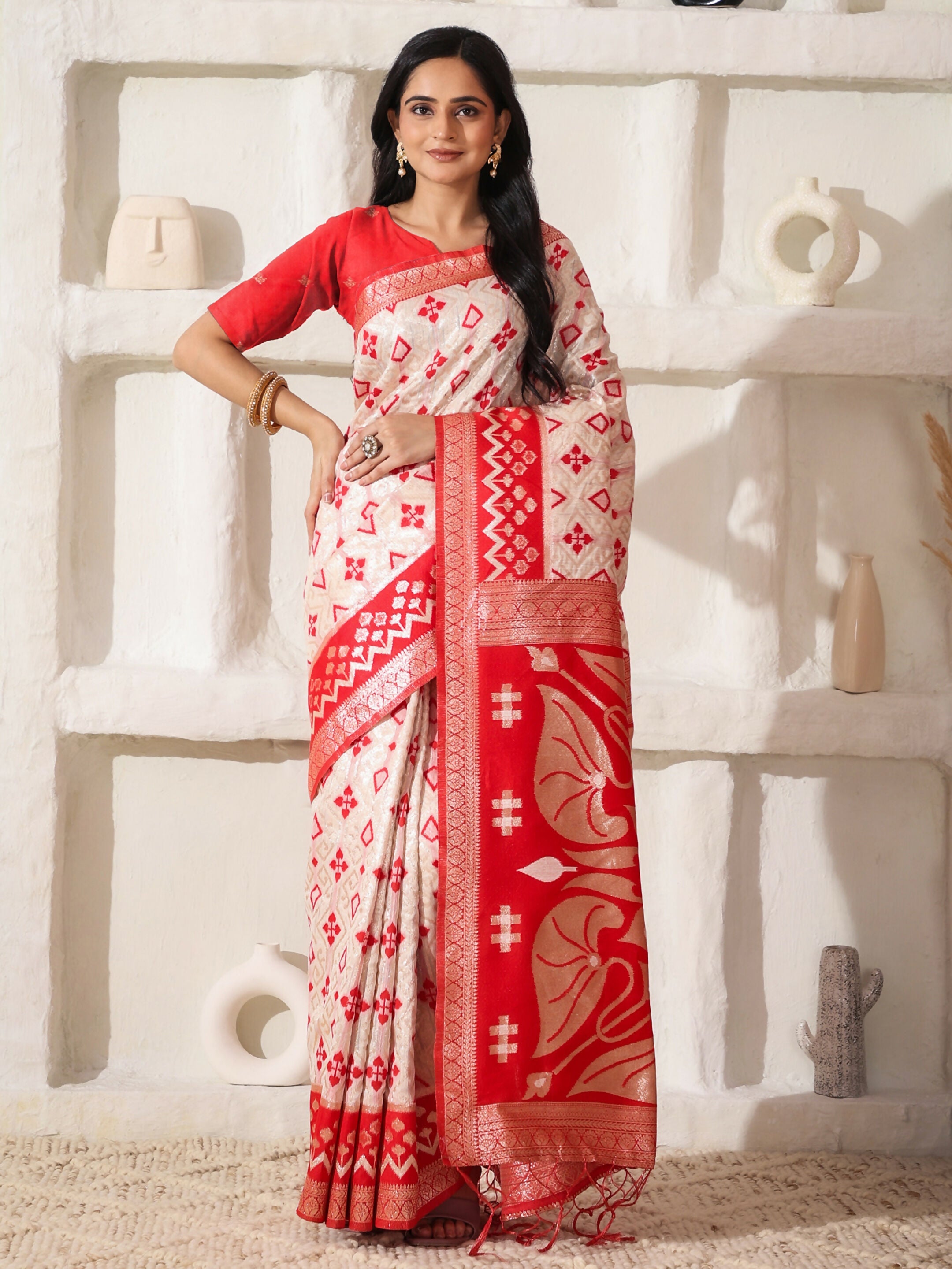 Shree Shyam Fashion Linen Cotton Red & White Saree - Distacart