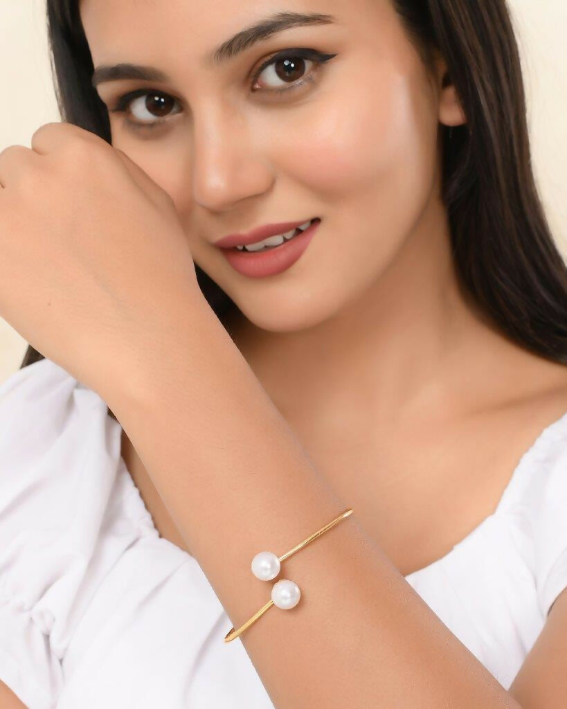 VOJ One Gram Gold Plated Pearl Studded Bracelet - Distacart