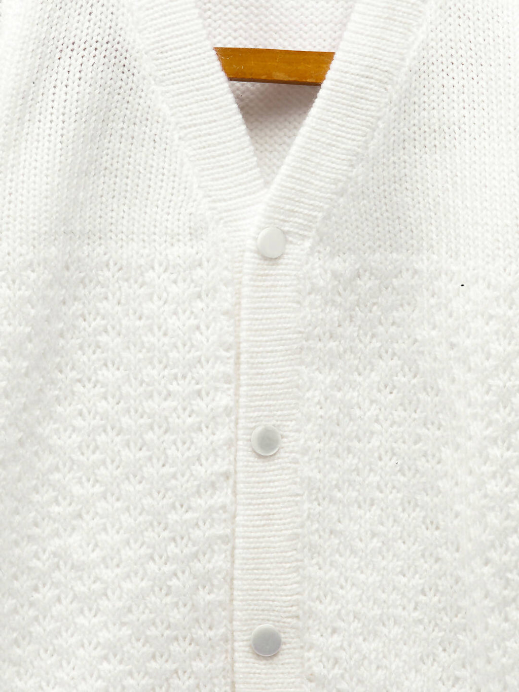 Chutput Kids Cute White Coloured Solid Pullover Sweater