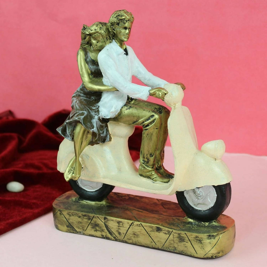 Tied Ribbons Romantic Love Couple On Scooter Showpiece Statue Decorative Items For Home