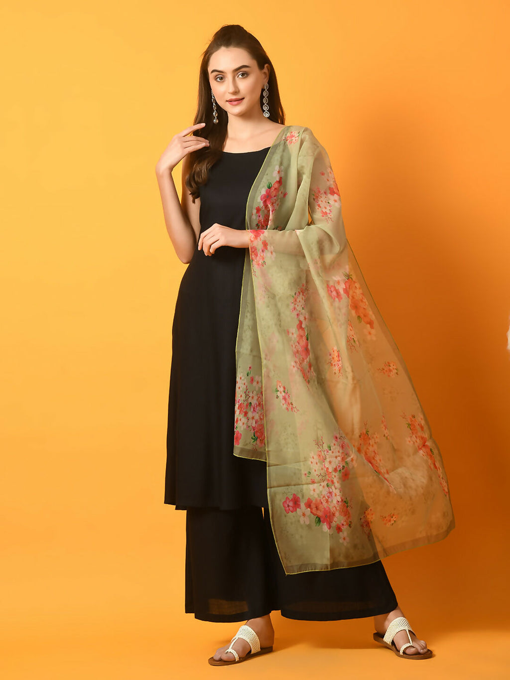 Myshka Women's Black Solid Anarkali Party Kurta Set With Printed Dupatta