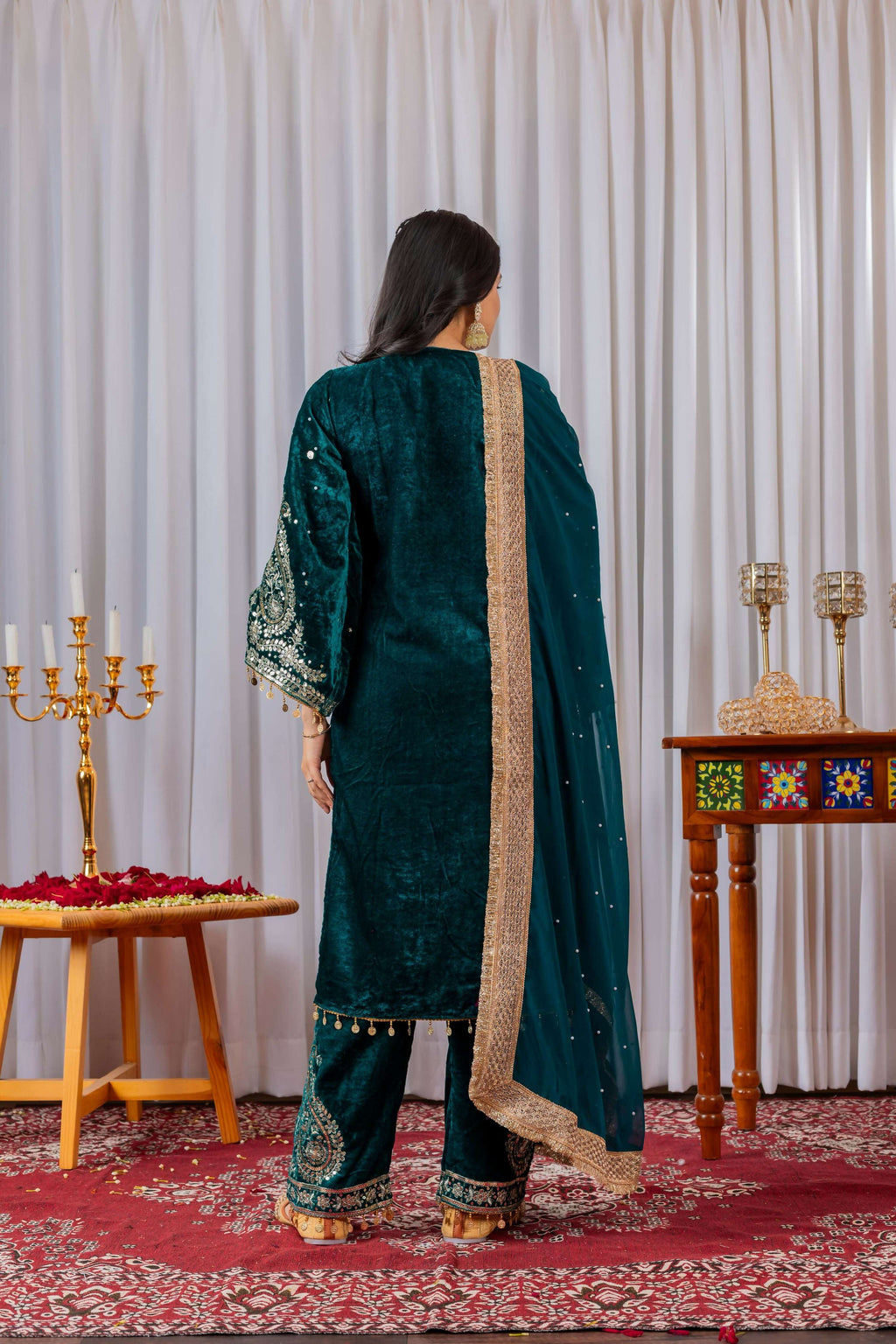 Joban Fashion Deep teal Velvet Embroidery Kurta Set - Distacart