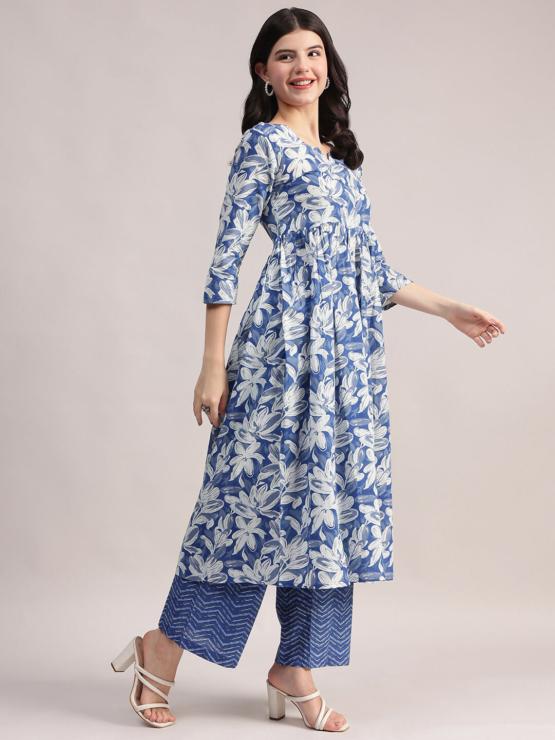 Aavyora Women's Blue Floral Printed Cotton Kurta with Chevron Pattern Palazzo Set