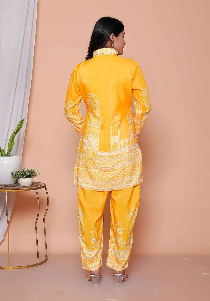 Miravan Womens Yellow Digital Printed Kurta Set - Distacart