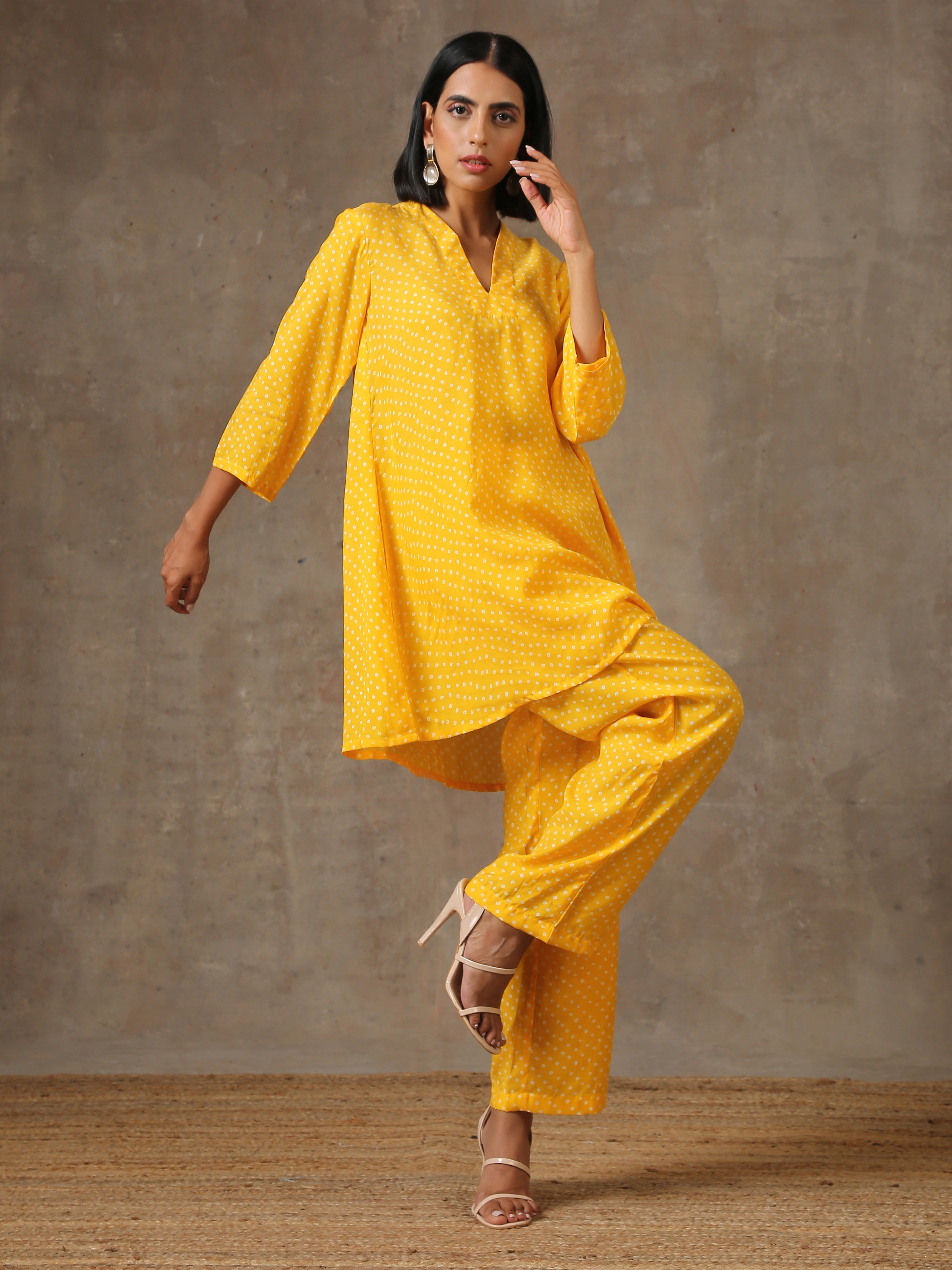 trueBrowns Yellow Bandhani Flare Printed Silk Co-Ord Set | Relove - Distacart