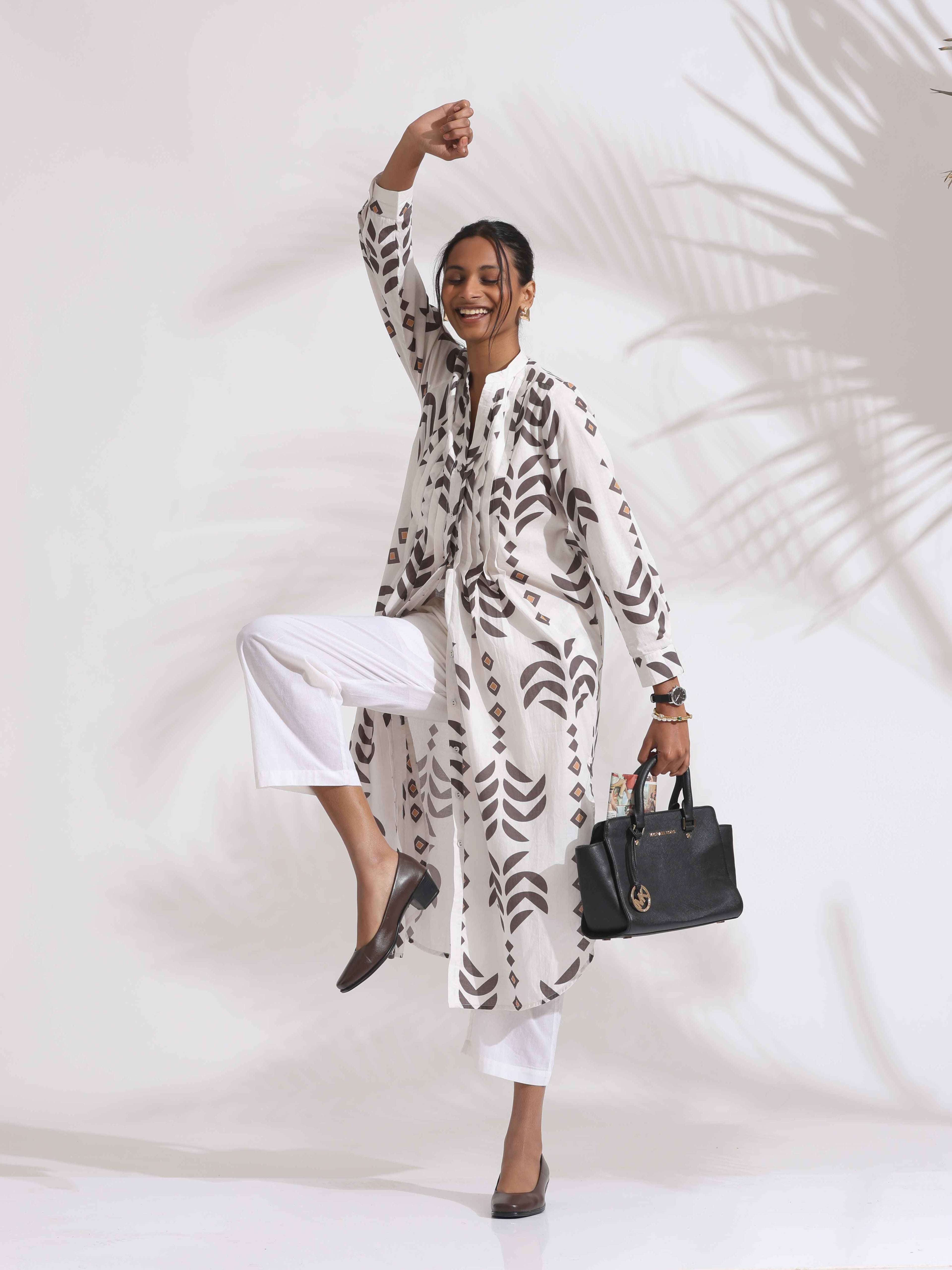 trueBrowns White Cotton Stripe Print Pleated Kurta Set - Distacart