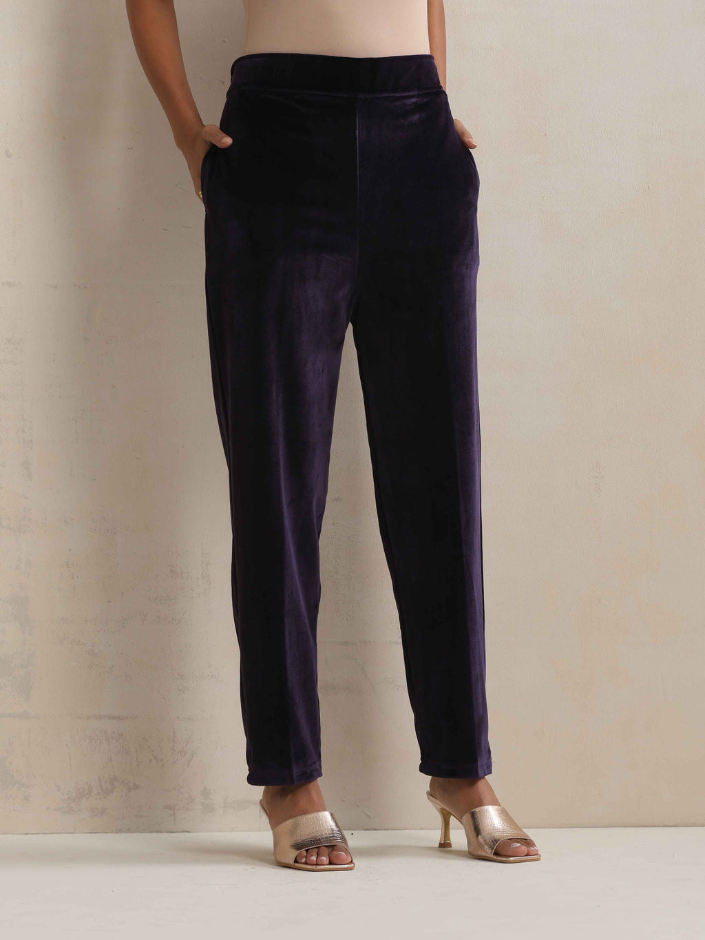 trueBrowns Purple Velvet Embroidered Kurta Pant Dupatta Set - Distacart