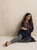 trueBrowns Blue Kashmiri Embroidered Woollen Phiran Kurta - Distacart