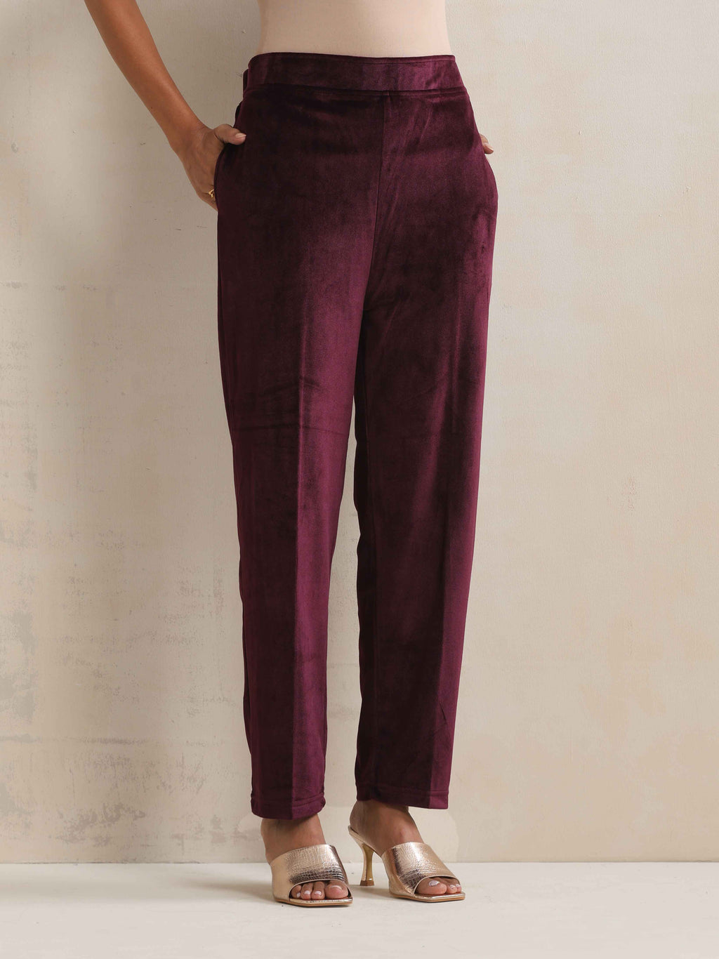 trueBrowns Purple Velvet Geometric Embroidered Kurta Pant Dupatta Set - Distacart