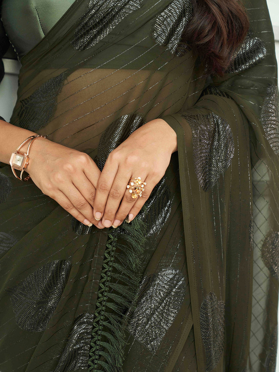 Tikhi Imli Green Floral Embellished Saree - Distacart